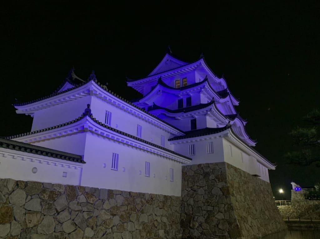尼崎城ブルーライトアップ2